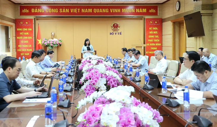 Dữ liệu trẻ em mới đạt gần 80%, Bộ Y tế yêu cầu hoàn thành cập nhật trên 95% trước 30/9- Ảnh 1.