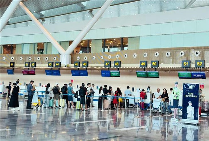 Đường bay Hà Nội - TP Hồ Chí Minh lọt nhóm nhộn nhịp nhất thế giới- Ảnh 1.