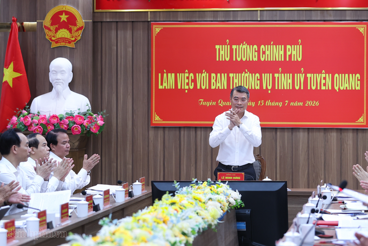 Thủ tướng: Tuyên Quang phải nỗ lực gấp 2-3 lần để đạt mục tiêu tăng trưởng hai con số- Ảnh 1.