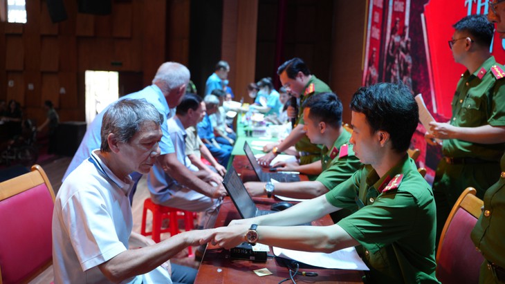 Quảng Ninh hoàn thành đợt cao điểm thu nhận mẫu ADN thân nhân liệt sĩ- Ảnh 2.