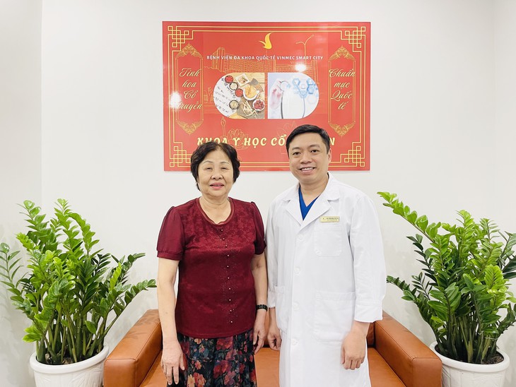 Thoát gánh nặng sa vùng kín nặng ở tuổi 72 nhờ phác đồ y học cổ truyền chuyên sâu tại Vinmec Smart City - Ảnh 2.
