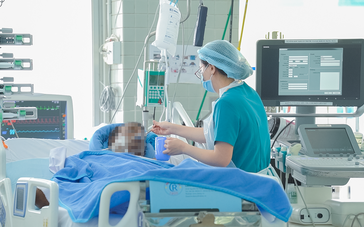 Nạn nhân nặng nhất vụ lật ca nô ở Phú Quốc sắp rời phòng ICU- Ảnh 2.