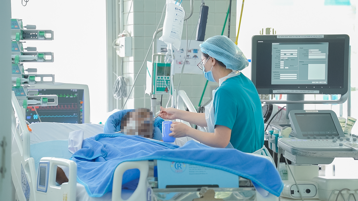 Bệnh nhân nặng nhất vụ lật ca nô ở Phú Quốc đã tỉnh, rút được ống thở- Ảnh 1.