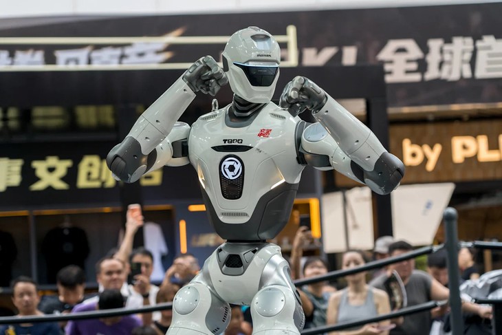 Giải đấu MMA đầu tiên cho robot hình người khai mạc tại Trung Quốc 2026 - Ảnh 1.