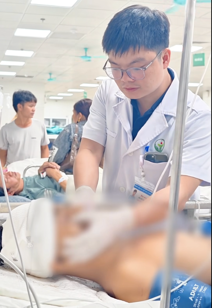 Bộ Y tế hỏa tốc chỉ đạo tập trung cứu chữa nạn nhân vụ tai nạn trên cao tốc Pháp Vân - Cầu Giẽ - Ảnh 1.