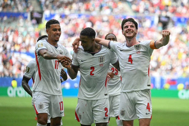 Đánh bại Pháp với tỉ số 6-4, Đội tuyển Anh giành hạng 3 World Cup 2026- Ảnh 2.