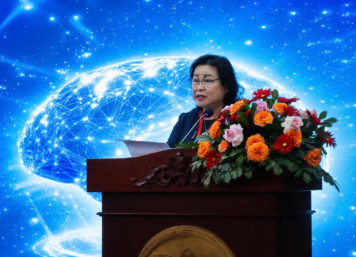 Nhiều người gặp rối loạn sức khỏe tâm thần, xu hướng ngày càng trẻ hóa- Ảnh 1.