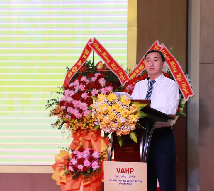 Thứ trưởng Trần Văn Thuấn: Dược bệnh viện phải thành một trụ cột của chất lượng điều trị và an toàn người bệnh- Ảnh 1.