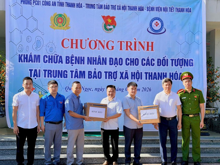 Chăm lo sức khỏe cho hơn 500 người có hoàn cảnh đặc biệt- Ảnh 5.