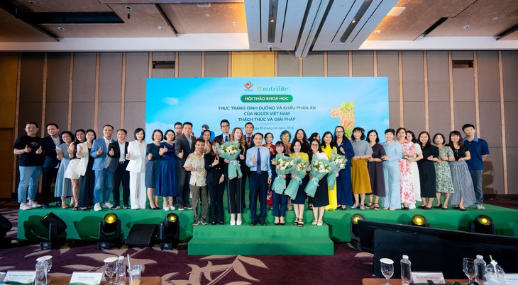 Dinh dưỡng đúng: khoản đầu tư sớm cho những năm tháng sống khỏe - Ảnh 1.