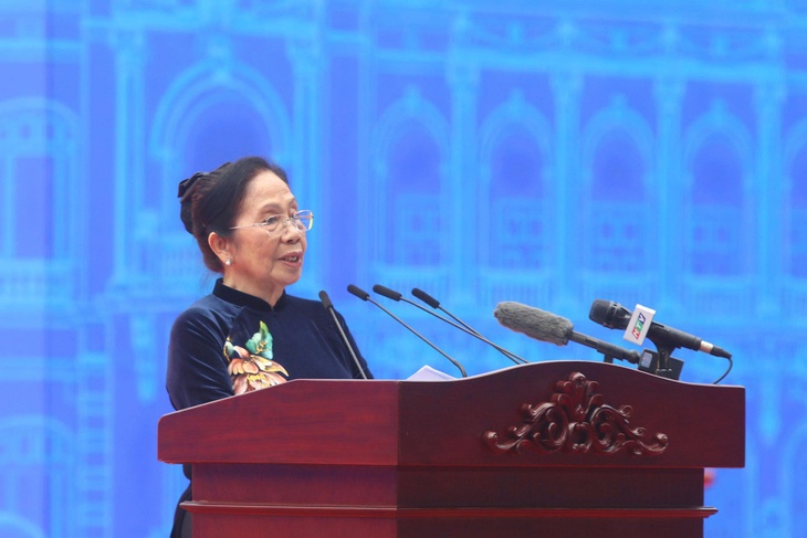 GS.BS Nguyễn Thị Ngọc Phượng: Tinh thần trách nhiệm và dấn thân của người thầy thuốc chưa bao giờ vơi đi- Ảnh 1.