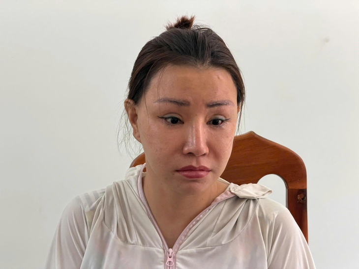 Bắt 3 đối tượng sau vụ một phụ nữ tử vong khi truyền chất làm trắng da tại nhà- Ảnh 4.