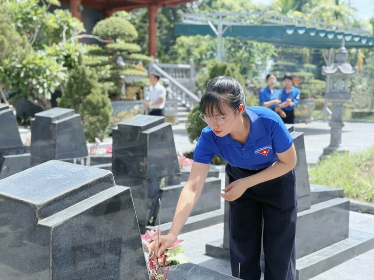 Tháng 7 tri ân của tuổi trẻ Hà Tĩnh - Ảnh 6.