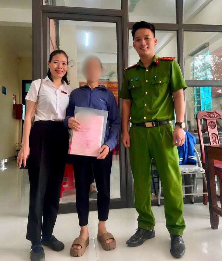 Suýt mất 100 triệu đồng vì 'bạn trai ngoại quốc' trên Facebook - Ảnh 1.