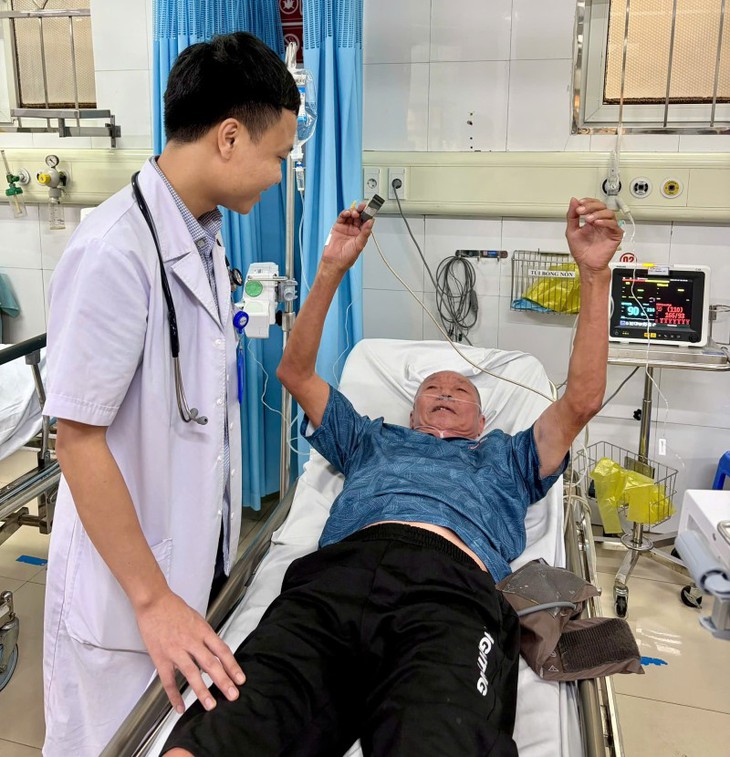 Cứu sống bệnh nhân nhồi máu não trong ‘giờ vàng’- Ảnh 2.