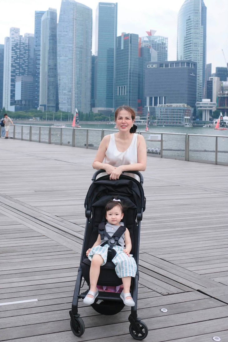 Cuộc sống ở tuổi hưu của bố mẹ Á hậu Tú Anh- Ảnh 4.