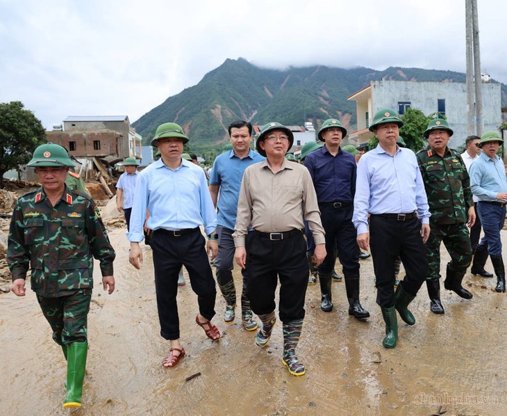 Phó Thủ tướng Hồ Quốc Dũng kiểm tra khắc phục hậu quả lũ quét tại Lai Châu - Ảnh 1.
