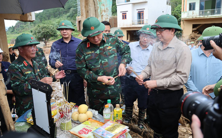 Phó Thủ tướng: Hoàn thành nhà tái định cư cho người dân vùng lũ Lai Châu trước Quốc khánh 2/9- Ảnh 4.