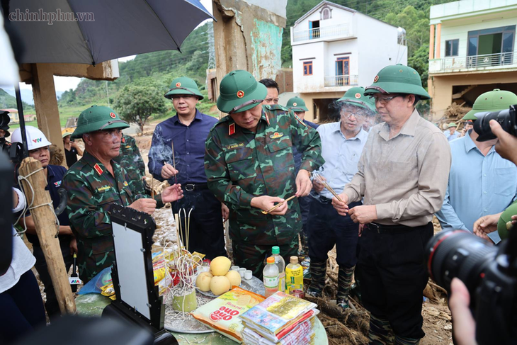Phó Thủ tướng Hồ Quốc Dũng kiểm tra khắc phục hậu quả lũ quét tại Lai Châu - Ảnh 3.