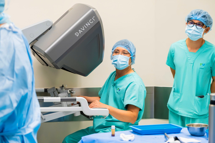 Bệnh nhân 70 tuổi và 2 cuộc đại phẫu cắt u phổi trong 13 ngày- Ảnh 2.