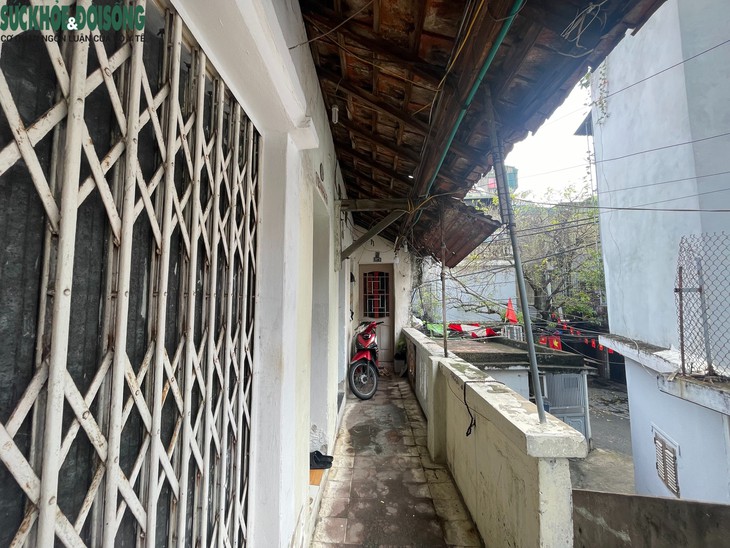Cận cảnh khu tập thể 2 tầng giữa lòng Hà Nội sắp được thay thế bằng 2 tòa chung cư- Ảnh 8.