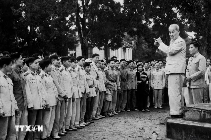 Chỉ thị số 07: Học tập và thực hành theo Bác là nhiệm vụ trọng yếu, thường xuyên - Ảnh 1.