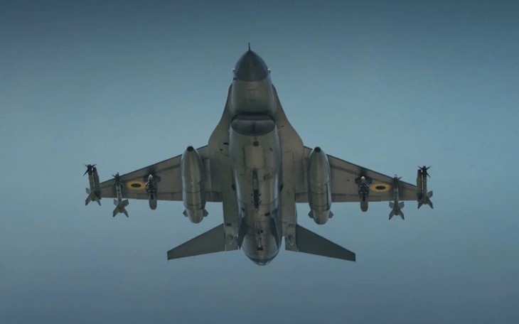 Tiêm kích F-16 Ukraine bắn hạ Su-35 Nga bằng cách nào?- Ảnh 2.