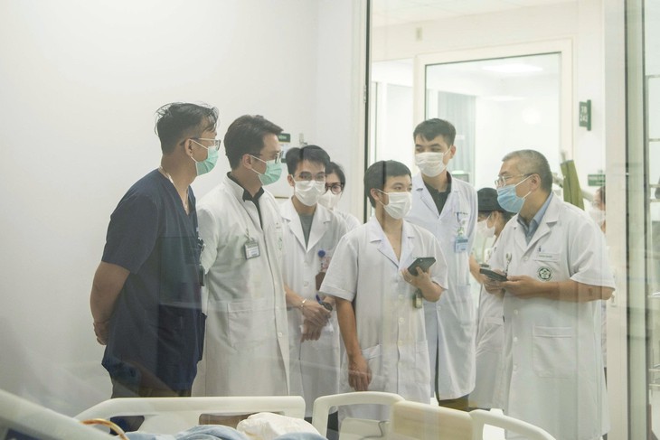 Bệnh viện Bạch Mai cơ sở Ninh Bình: Phối hợp đa chuyên khoa và dấu ấn của dược lâm sàng trong điều trị ca nhiễm nấm phổi nặng - Ảnh 1.