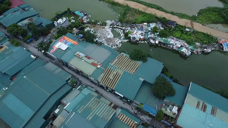 Hà Nội: Nguy cơ cháy nổ từ nhà xưởng tạm bợ tại Từ Liêm- Ảnh 3.