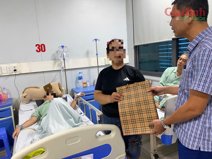 Chuyển cơ quan công an điều tra vụ nam sinh Hà Nội nghi bị xâm hại, nhét bút bi vào hậu môn- Ảnh 2.