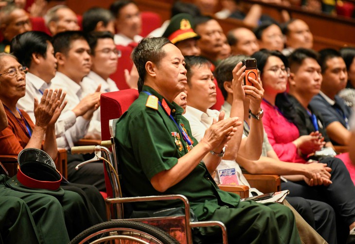 Tinh thần bất diệt của các anh hùng liệt sĩ, thương binh sẽ sống mãi cùng non sông Việt Nam - Ảnh 3.