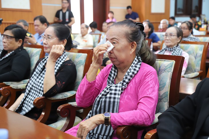Xúc động giây phút 'trở về' của liệt sĩ qua di ảnh- Ảnh 7.