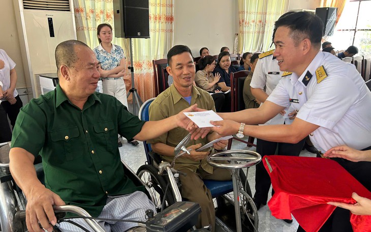 Căn nhà tình nghĩa ấm áp và niềm xúc động của người cựu tù Côn Đảo- Ảnh 4.
