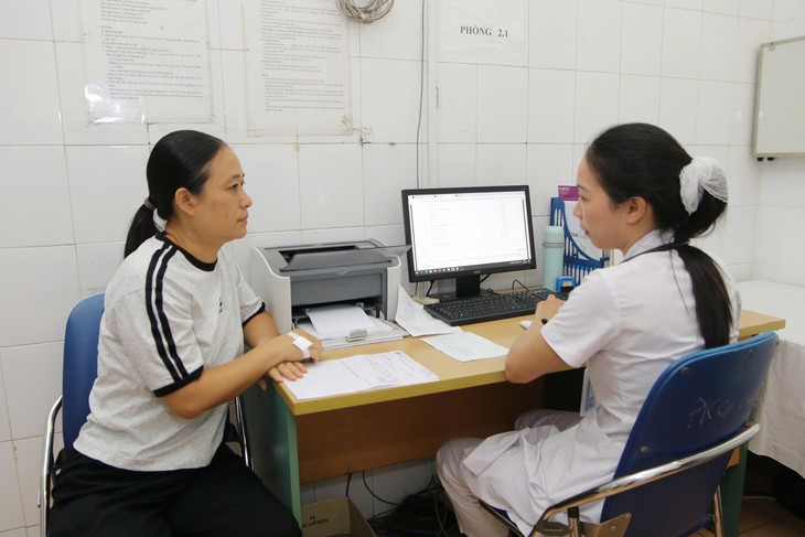 Hà Nội siết quản lý dịch vụ khám theo yêu cầu, bảo đảm công bằng với người bệnh BHYT- Ảnh 2.