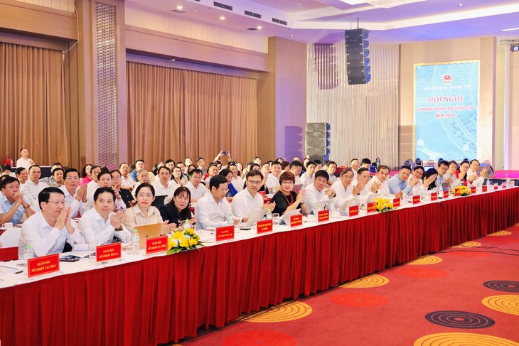 Điều chuyển, sắp xếp lại hơn 20.000 cán bộ quản lý trường học- Ảnh 2.