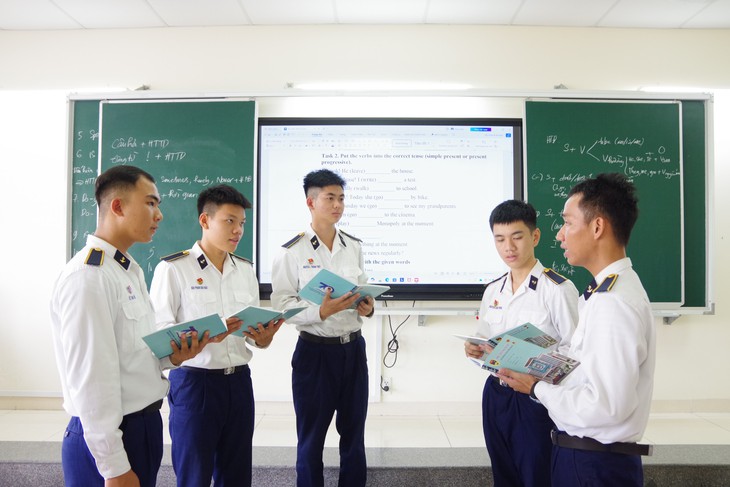 Cậu bé mồ côi và hành trình trở thành học viên Học viện Hải quân- Ảnh 3.