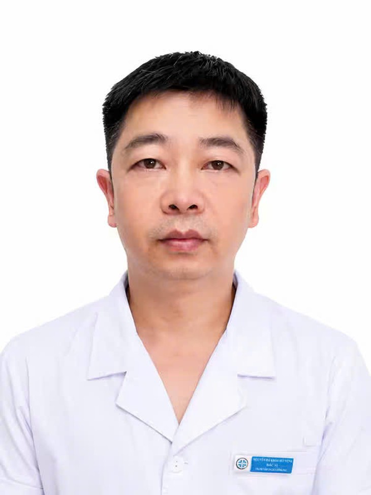 Thuốc nhỏ mắt ‘xách tay’ bán tràn lan trên mạng xã hội: Bác sĩ cảnh báo những rủi ro khó lường- Ảnh 3.