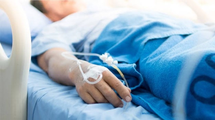 4 trường hợp không được hưởng chế độ ốm đau theo quy định mới- Ảnh 1.