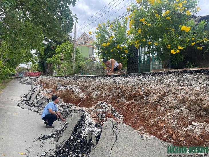 Người dân bất an vì đoạn đường trước nhà bỗng nứt toác, sụt lún hơn 2m- Ảnh 7.