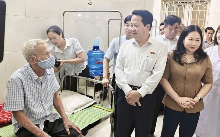 Lào Cai kiến nghị hoàn thiện chính sách phát triển nhân lực y tế cơ sở sau sắp xếp bộ máy - Ảnh 5.