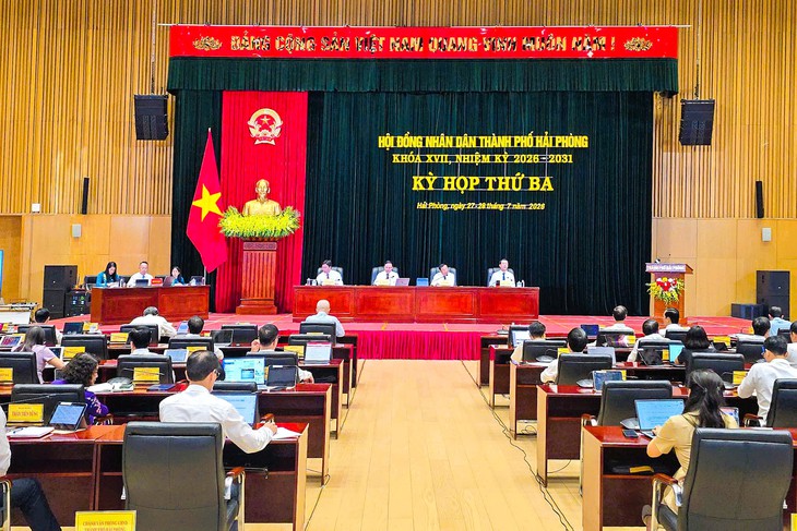 Hải Phòng dự kiến có hơn 800 cán bộ quản lý giáo dục xuống làm giáo viên- Ảnh 1.
