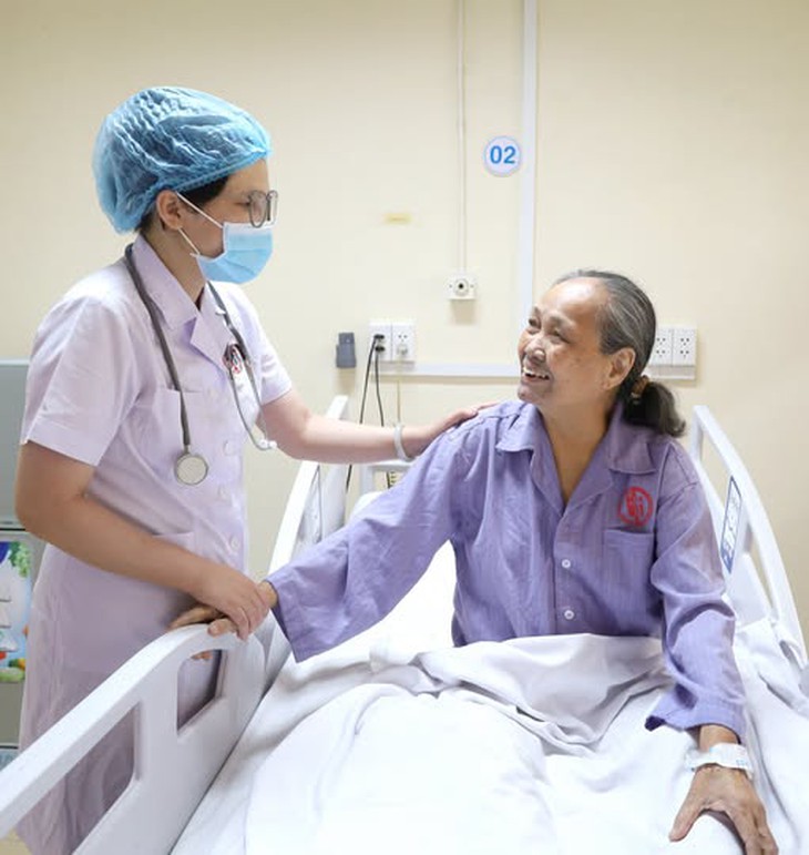 Cứu sống bệnh nhân sốc nhiễm khuẩn, suy đa tạng nguy kịch- Ảnh 1.