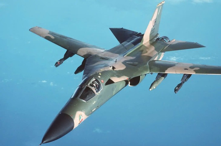 A-6 Intruder với F-111 Aardvark: So sánh hai máy bay tấn công đáng gờm nhất của Mỹ - Ảnh 1.