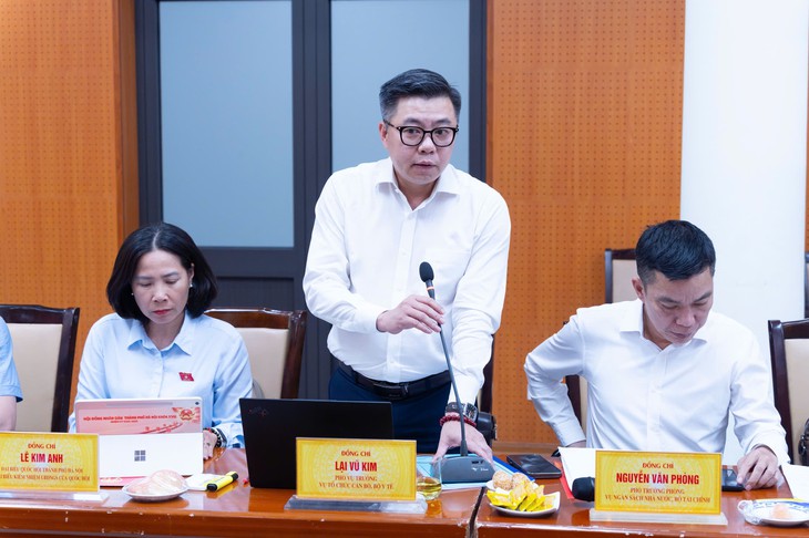 Hà Nội đối mặt áp lực nhân lực tại các Trạm Y tế xã sau sắp xếp bộ máy- Ảnh 4.