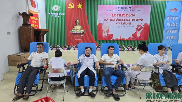 Nghệ An nỗ lực bảo đảm nguồn máu điều trị giữa cao điểm khan hiếm dịp hè - Ảnh 2.