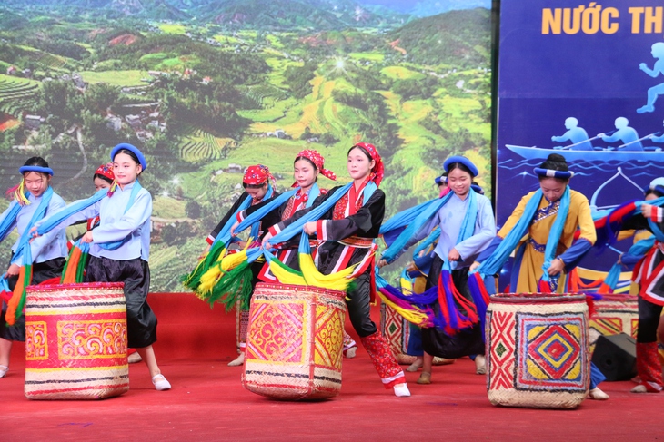 Mở cánh cửa mới cho tài năng nghệ thuật, thể thao Quảng Ninh - Ảnh 4.