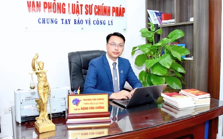 Từ ngày 15/8, lỗi không trang bị ghế trẻ em trên ô tô chỉ bị phạt cảnh cáo: Hiểu thế nào cho đúng? - Ảnh 1.