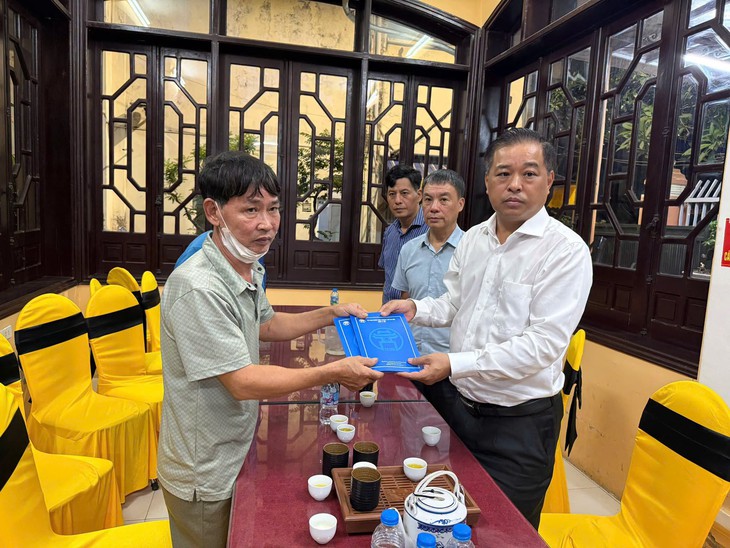 Hà Nội hỗ trợ gia đình nạn nhân tử vong, bị thương trong vụ cháy khiến 2 người chết- Ảnh 2.