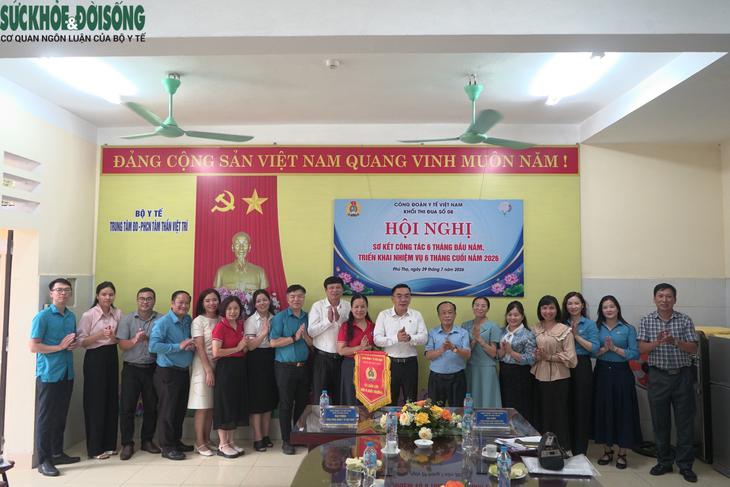 Khối thi đua số 8 Công đoàn Y tế Việt Nam: Lan tỏa tinh thần đoàn kết, chăm lo thiết thực cho đoàn viên- Ảnh 2.