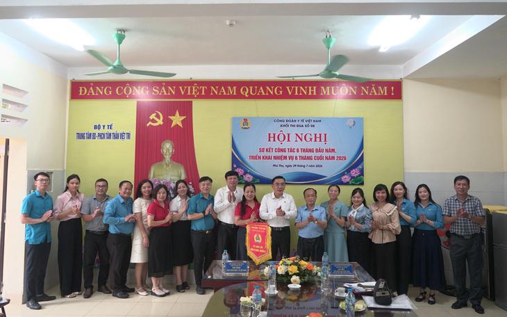 Liên hoan Văn nghệ quần chúng ngành Y tế lần thứ V: Lan tỏa giá trị nhân văn của ngành Y tế - Ảnh 6.